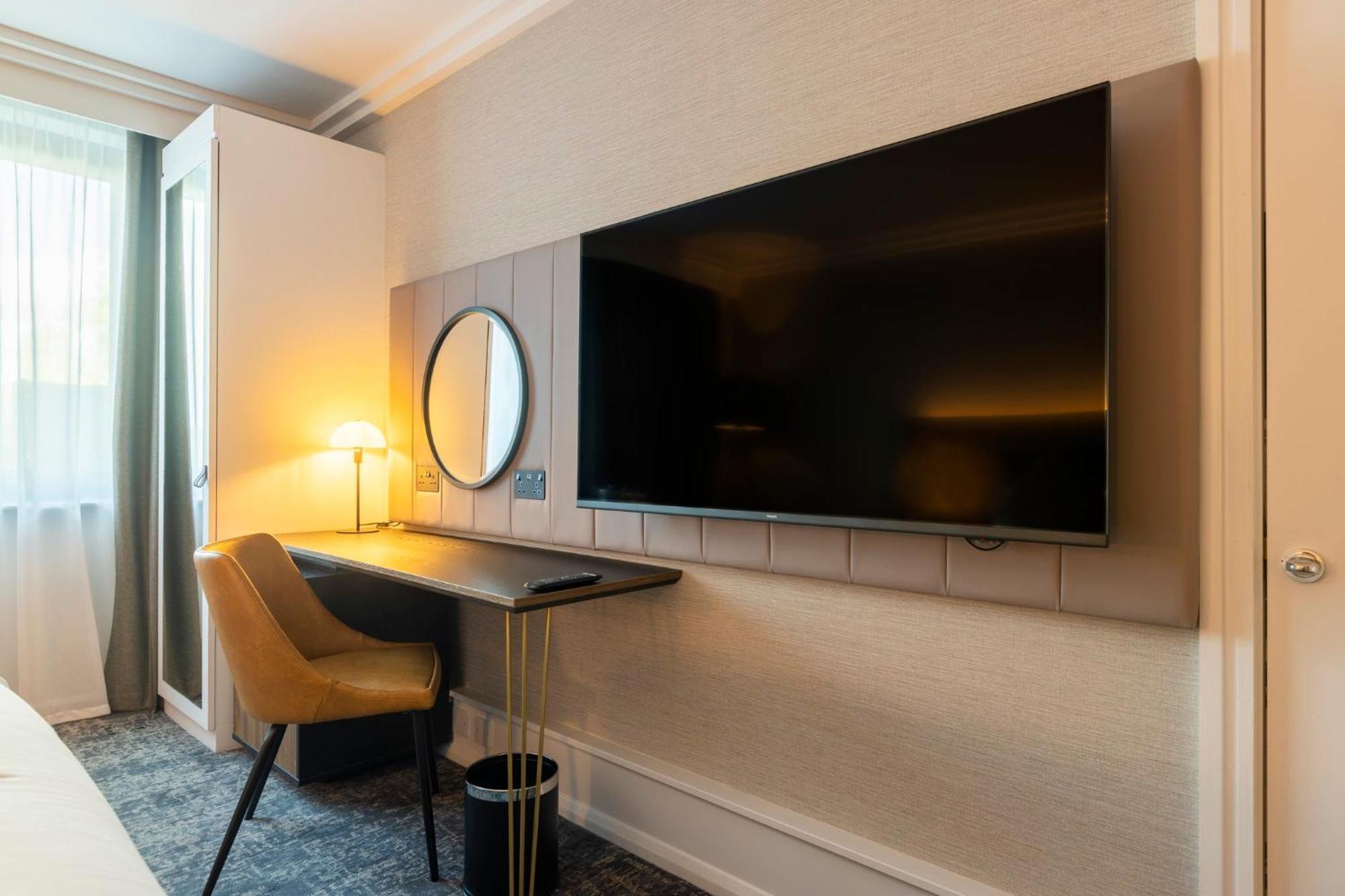 Crowne Plaza Manchester Airport By Ihg 4* Hale (Greater Manchester)