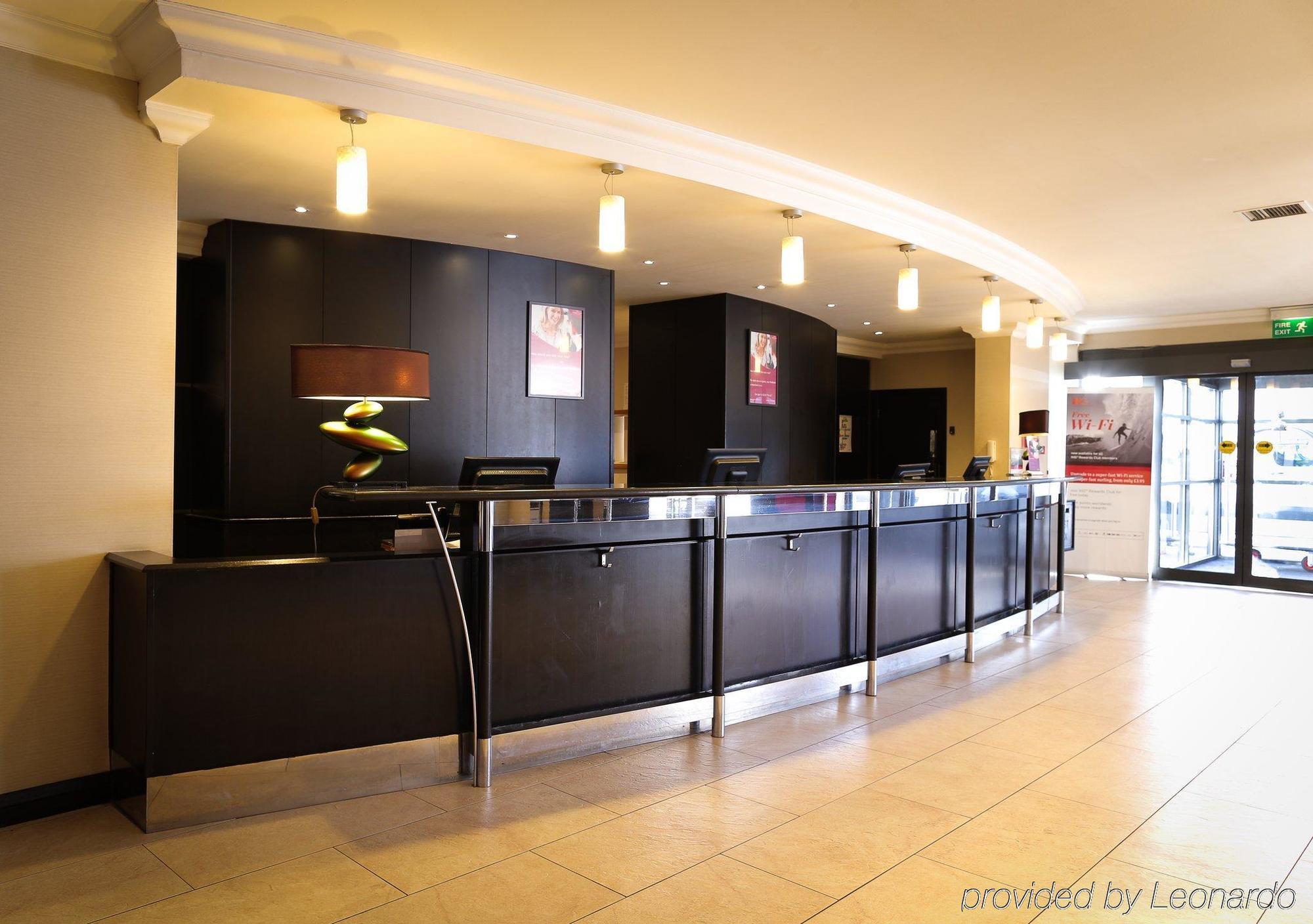 Crowne Plaza Manchester Airport By Ihg 4*